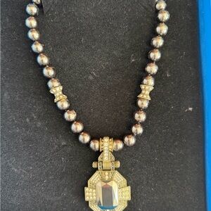Gold-Tone Heidi Daus Hematite Bead Pendant Necklace - Elegant Statement Jewelry